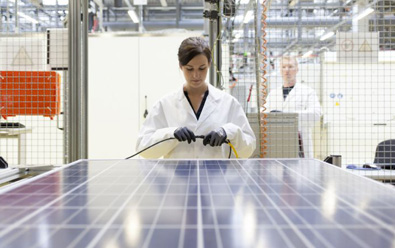 中国の製造業者は韓国の太陽電池の炭素排出結果をスラムしている